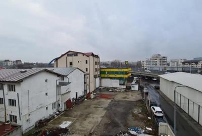 Casă cu 7 camere cu Teren 300 Mp în Mihai Bravu - 10