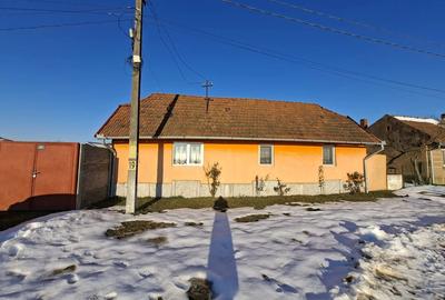 Casă cu 3 camere în Răchita - 2