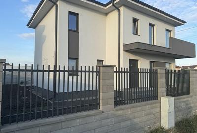 Sacalaz individuala P+E,Terasa,balcon,2 bai,5 camere,2 F.s - 3