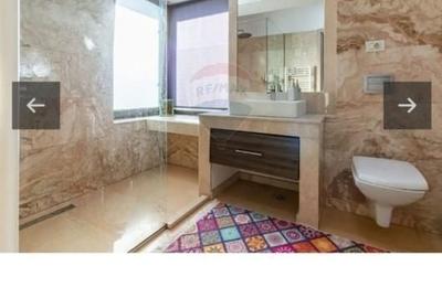 Casă individuală cu 5 camere cu Canalizare în Central - 8