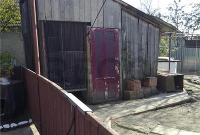 Casă cu 3 camere cu Teren 1413 Mp în Roit