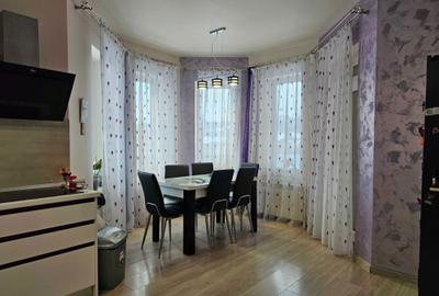 Casă cu 4 camere în Săucești - 2