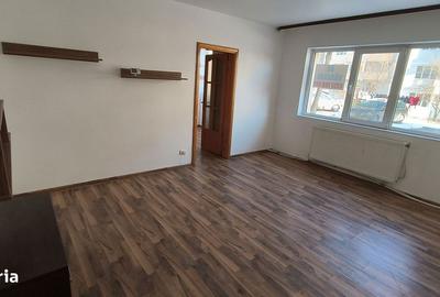 Apartament cu 2 camere semidecomandat în Fălticeni - 10
