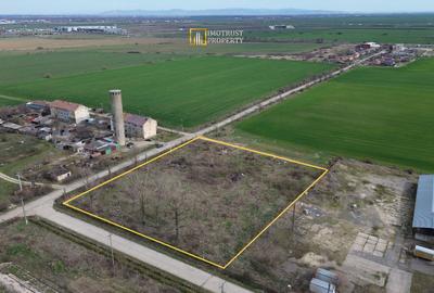 Teren Construcții intravilan de 9520 mp, în Sud - 1