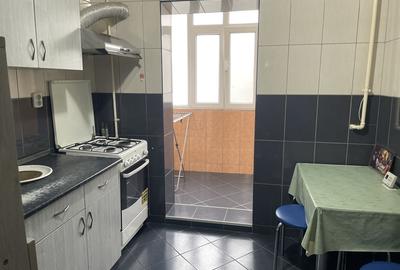 Apartament cu 2 camere decomandat în Rahova