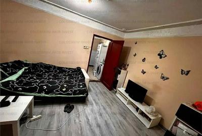 Apartament cu 2 camere semidecomandat în Astra