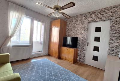Apartament cu 3 camere decomandat în Tudor - 7
