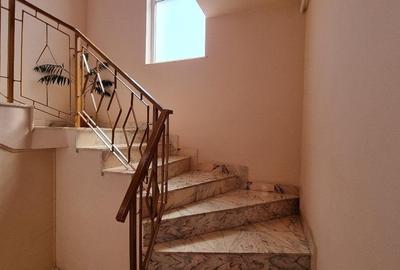 Etajul unei case- Apartament cu garaj si curte proprie - 4