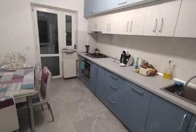 Apartament cu 3 camere decomandat în Central - 2