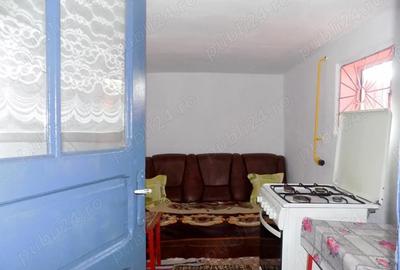 Casă cu 3 camere cu Teren 156 Mp în Chercea - 1
