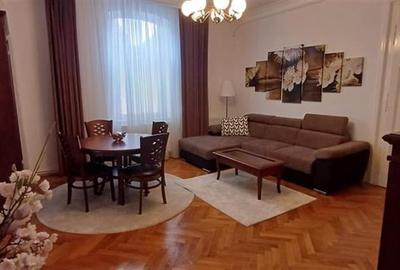 Apartament cu 3 camere circular, mobilat în Centrul Istoric