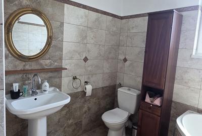 Casă cu 4 camere cu Teren 160 Mp în Florești - 6