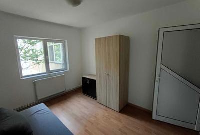 Apartament cu 3 camere decomandat în Cug - 4