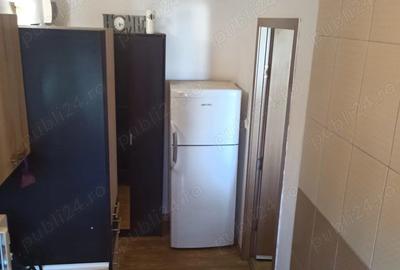 Inchiriez apartament zona Marinarul - 3