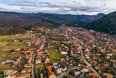 Teren de 2059 mp, în Central - 1