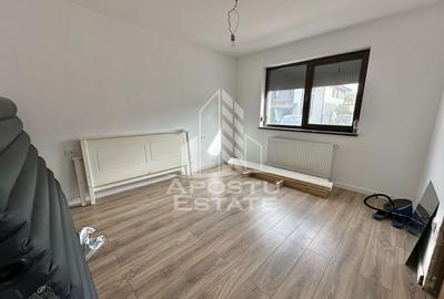 Casă cu 4 camere cu Teren 250 Mp în Giroc - 2
