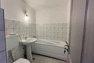 Apartament cu 2 camere decomandat în Micro 12 - 7