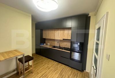 Apartament spatios de 4 camere, 120 mp, cu terasa,- aproape de centrul orasului - 1