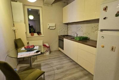 Apartament cu 3 camere decomandat în Central - 3