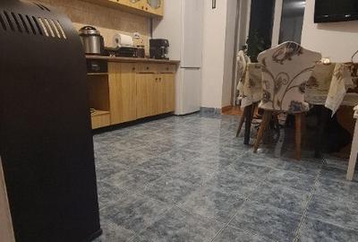 Apartament cu 2 camere decomandat în Poieni - 2