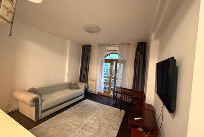 Închiriez Apartment 2 camere central / ateneu