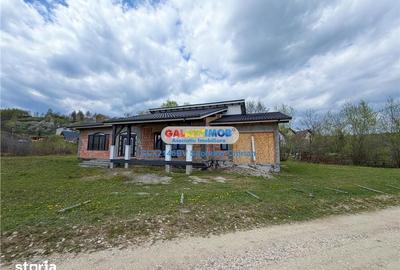 Casă cu 6 camere cu Teren 1077 Mp în Central - 13