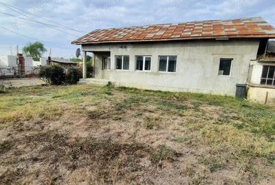 Casă cu 3 camere în Colacu - 4