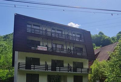 Casă cu 6 camere în Cheia - 6