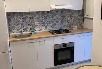 Garsoniera mobilata, etaj 1,loc de parcare - 1