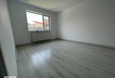 Casă cu 4 camere cu Teren 244 Mp în Gara Veche - 2