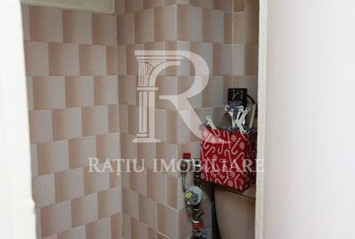 Apartament cu 3 camere decomandat în Decebal - 2