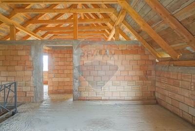 Casă individuală cu 6 camere cu Teren 500 Mp în Feldioara - 33