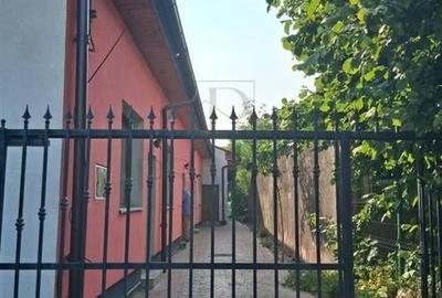 MEHALA - INDIVIDUALA - 5 CAM - 3 BAI - RENOVATA - CENTRALA - CURTE - 7