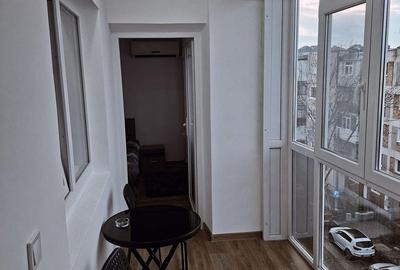 Apartament cu 3 camere decomandat în Banat - 3