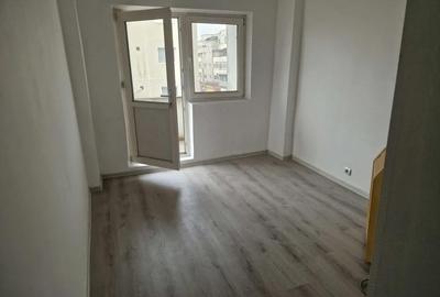 Apartament cu 4 camere semidecomandat în Autogară - 3
