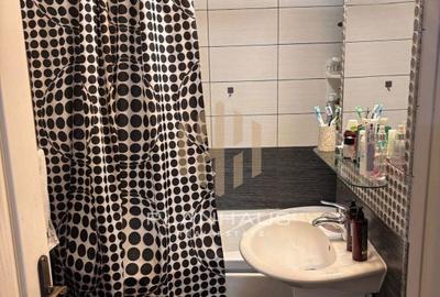Apartament cu 4 camere în Traian - 9