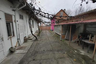 Casă cu 6 camere cu Canalizare în Aradul Nou - 2