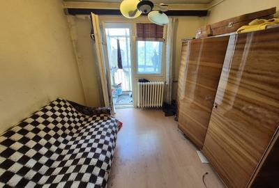 Apartament 2 camere-nerenovat-zona Vitan-investitie - 2