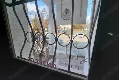 A 31 Proprietarul ofera spre inchiriere,300 mp utili in fata Inspectoratului Scolar ,strada Oituz,33 - 15