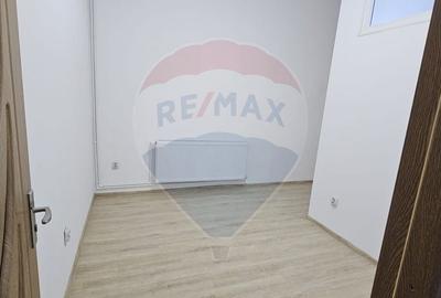 Spațiu de birouri 11 mp, ULTRACENTRAL, str. Mihai Viteazu, nr. 1 - 2