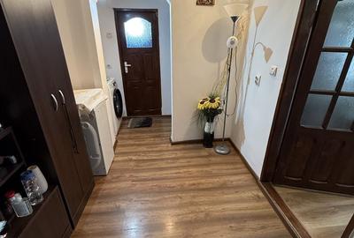 Apartament cu 2 camere decomandat în Sud
