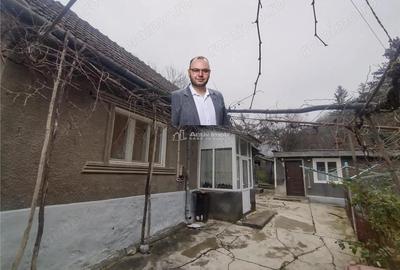 Casă cu 4 camere cu Teren 468 Mp în Oravița - 2