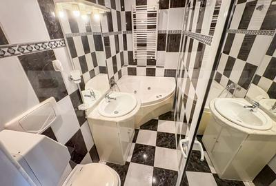 Apartament de vanzare, cu  2 camere decomandat,  50 mp, zona Casa de Pensii - 6