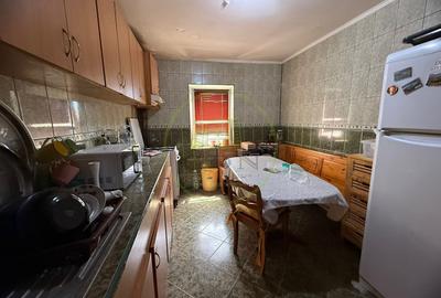 Apartament cu 4 camere decomandat, mobilat în Rovine - 7