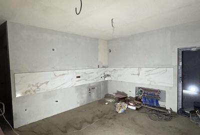 Casă cu 7 camere cu Teren 770 Mp în Central - 2