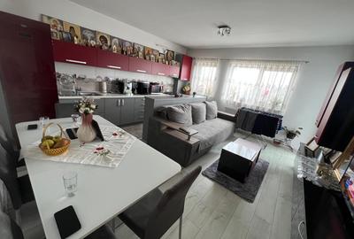 Apartament cu 3 cam mobilat si utilat- Etaj 2, balcon- zona Brana