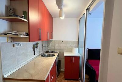 Apartament 2 cam Et 2 renovat M19 L-uri - 7