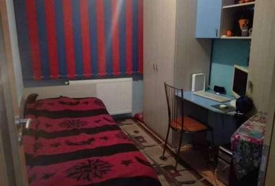 Apartament cu 3 camere nedecomandat, mobilat în Șagului - 15