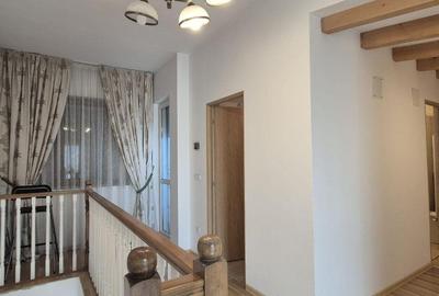 Casă cu 3 camere cu Canalizare în Ferentari - 3