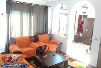 Casă cu 4 camere cu Teren 7800 Mp în Central - 9